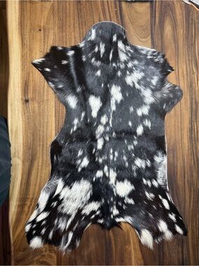 Black and White Speckled Genuine GOAT Hide Accent Rug - Brand: Western Linens